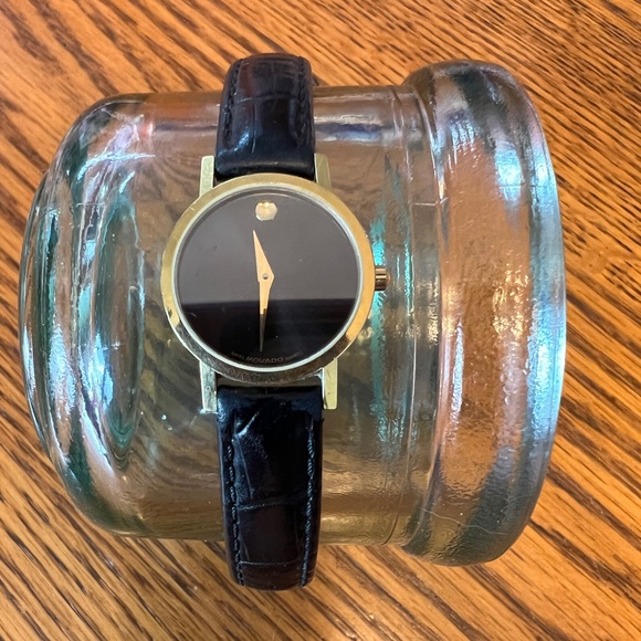 MOVADO ladies watch - Picture 3 of 7